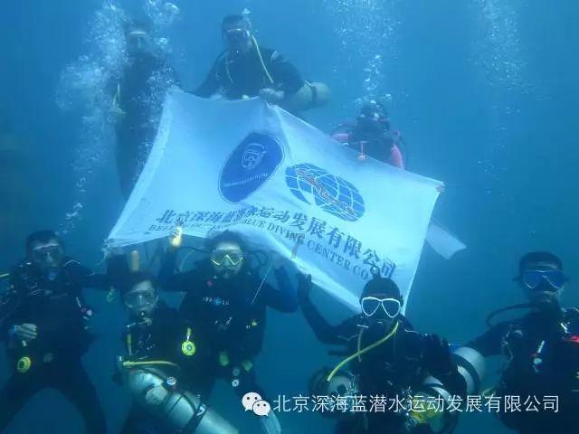 健身房逃生记